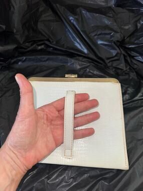 VINTAGE 40s 50s WHITE/OFF WHITE LIZARD/LEATHER BELT BAG OR CLUTCH FRAME BAG